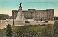 Buckingham Palace (18142792744).jpg
