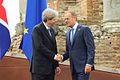 G7 Taormina Paolo Gentiloni Donald Tusk handshake 2017-05-26.jpg