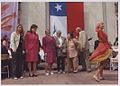 Acto mujeres La Moneda 2006.jpg