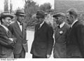 Bundesarchiv Bild 183-1988-0608-501, Höhnow, Erntefest.jpg