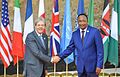 G7 Taormina Paolo Gentiloni Mahamadou Issoufou handshake 2017-05-27.jpg