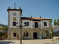 Ayuntamiento de Navarredonda y San Mamés.jpg