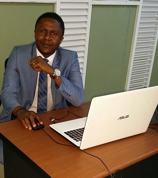 File:Hugo Komba Homme d'affaires Congolais.jpg