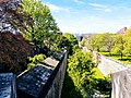 Blick in den Burggraben vom Burggarten 20170506 105631a.jpg