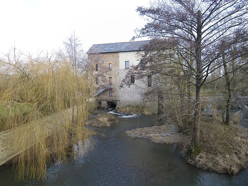 File:" le grand moulin " - panoramio.jpg