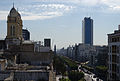 Avenue Bourguiba, Tunis 25 avril 2014.jpg