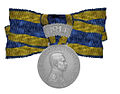 Herzog Ernstmedaille van Saksen-Altenburg met gesp aan strik.jpg